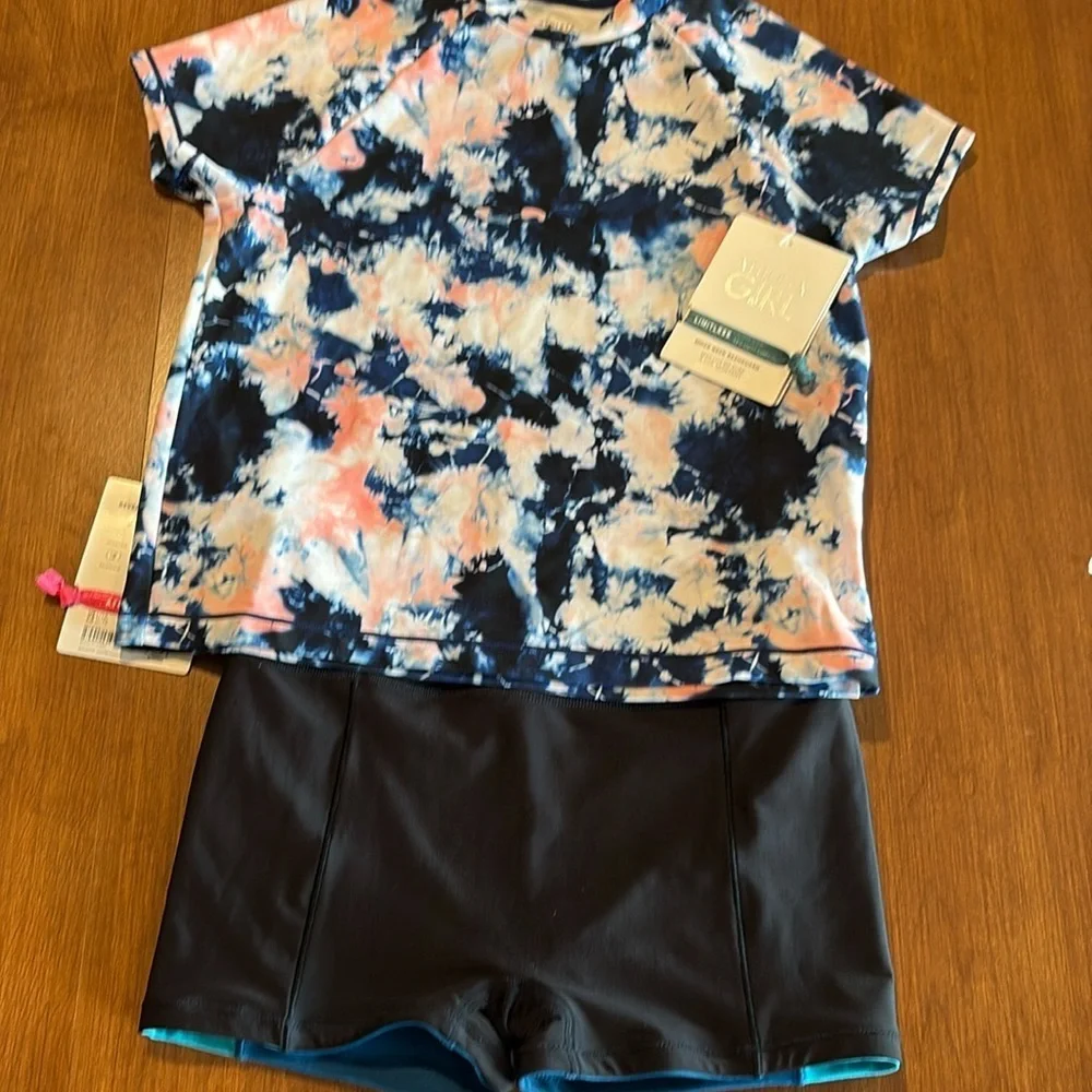 NWT Athleta Girl Mock Neck Rashguard & Reversible 2” Swim Shorts Size La…